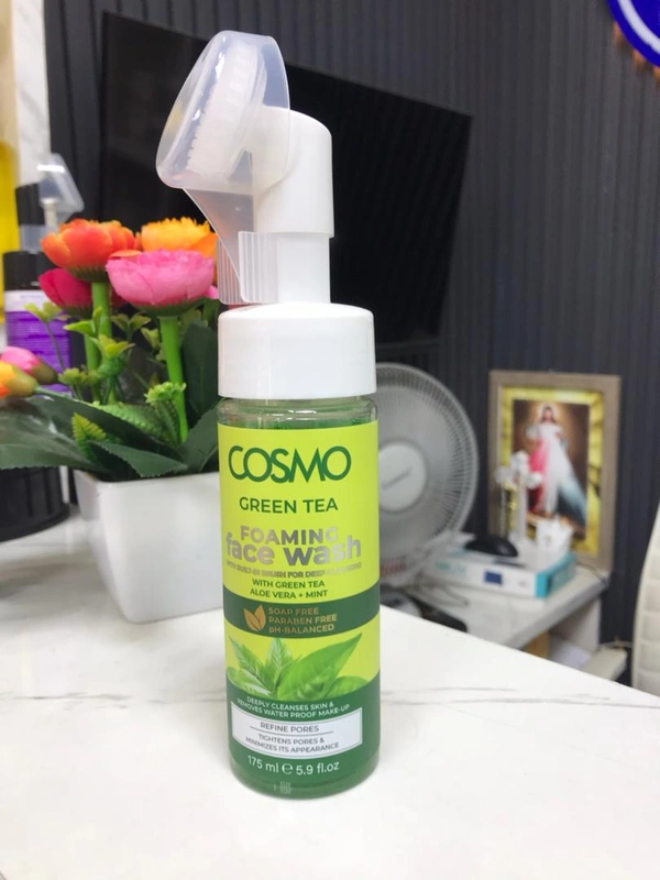 Cosmo Foaming Face Wash (Green Tea ) 175ml 1